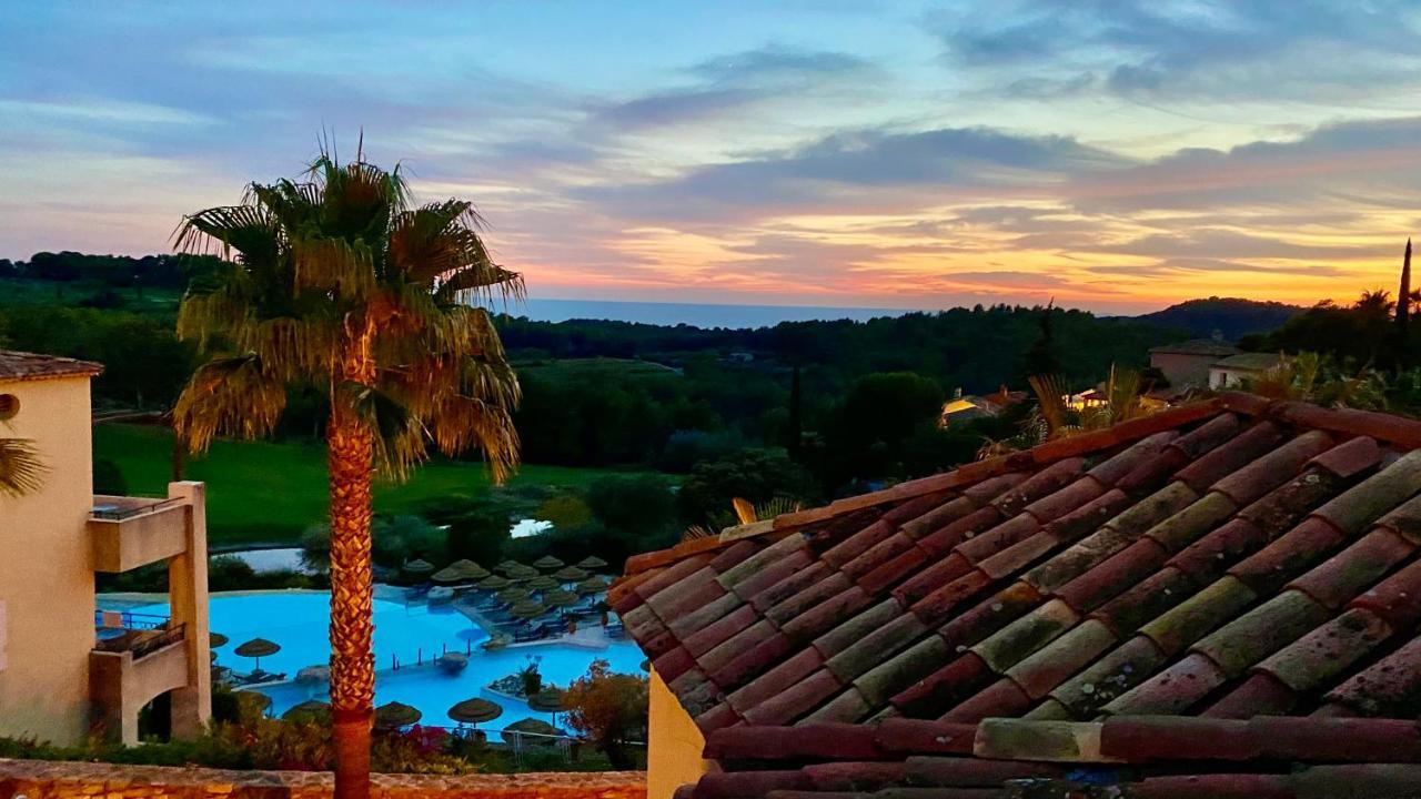 Hameau Des Amandiers-Vue Mer & Golf Saint-Cyr-sur-Mer Exteriör bild